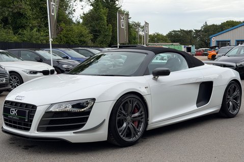 Audi R8 GT QUATTRO V10 SPYDER - 1 OF 33 - BUCKET SEATS -CERAMIC BRAKES 11