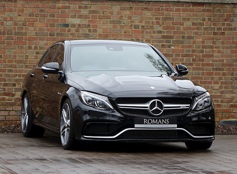 Mercedes-Benz C Class C63 Saloon 1