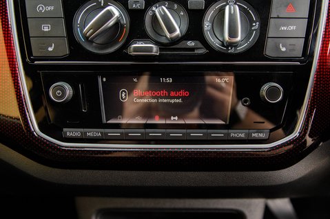 Volkswagen Up GTI 18
