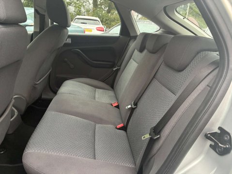 Ford Focus 1.6 Sport Hatchback 5dr Petrol Manual (161 g/km, 99 bhp) 11