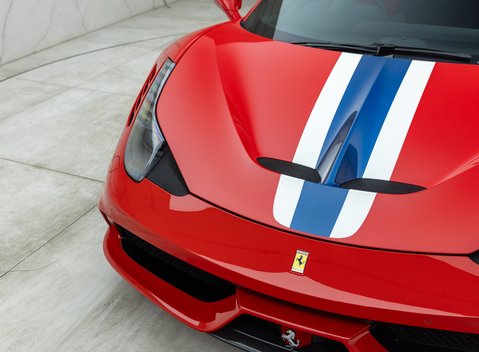 Ferrari 458 Speciale 32