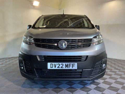 Vauxhall Vivaro 2.0 Turbo D 3100 Dynamic L2 H1 Euro 6 (s/s) 6dr 44