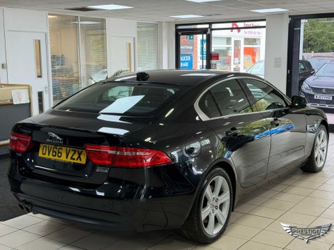 Jaguar XE 2.0d Portfolio Auto AWD Euro 6 (s/s) 4dr 4