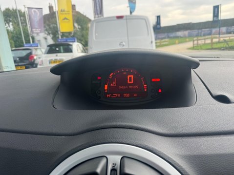 Renault Grand Modus 1.6 VVT Dynamique Auto Euro 4 5dr 14