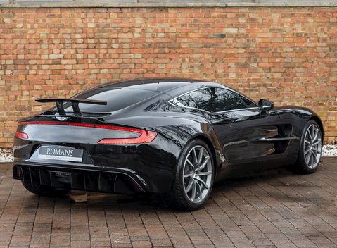 Aston Martin One77 7