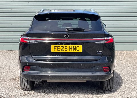 MG HS 1.5 T-GDI TROPHY PHEV 9
