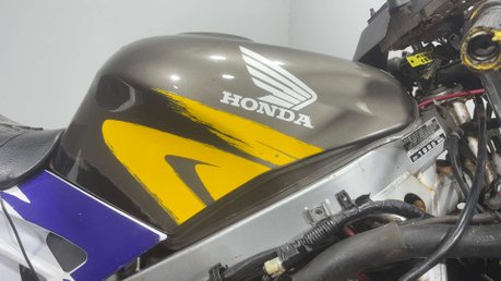Honda CBR F 1995 49K PROJECT BIKE SPARES OR REPAIR 600CC 10