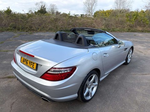 Mercedes-Benz SLK 2.1 SLK 250 D AMG Sport Auto 2dr 7
