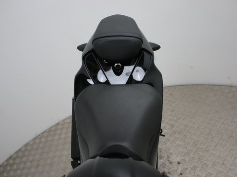 Suzuki GSX-S125 GSXS 125 RLXM3 12