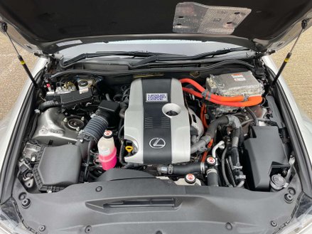 Lexus Is 2.5 IS 300h Advance CVT 4dr 