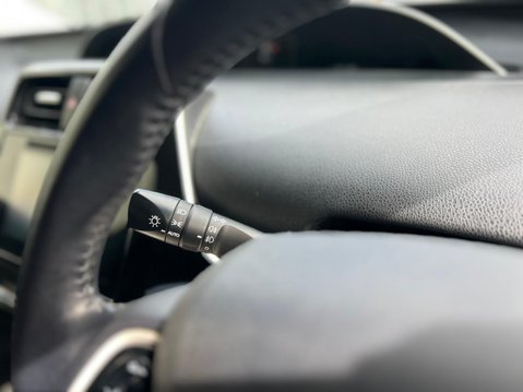 Toyota Prius VVT-I ACTIVE 35