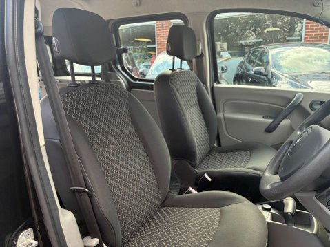 Renault Kangoo 1.6 16V Extreme MPV 5dr Petrol Auto Euro 4 (105 ps) 13