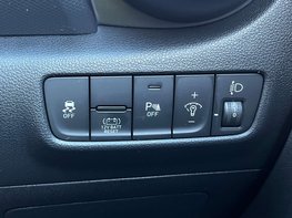 Hyundai KONA 1.6 Kona SE Connect GDi HEV Semi-Auto 5dr 58