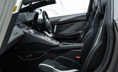 Lamborghini Aventador SV LP 750-4 Roadster 19