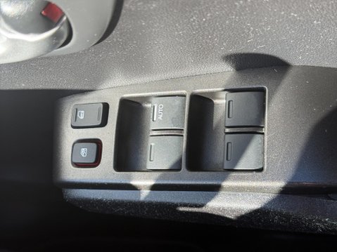 Honda Jazz 1.4 i-VTEC ES CVT Euro 5 5dr 15