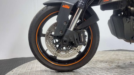 KTM Supermoto 2010 28K GOOD RUNNING PROJECT BIKE FULL LUGGAGE RUNS WELL 990CC 9
