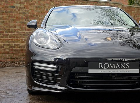 Porsche Panamera Turbo 28