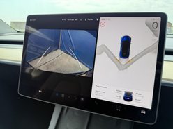 Tesla Model Y (Dual Motor) Long Range SUV 5dr Electric Auto 4WDE (384 bhp) 43