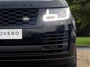 Land Rover Range Rover WESTMINSTER BLACK MHEV 18