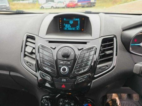 Ford Fiesta 1.0T EcoBoost Zetec Euro 5 (s/s) 5dr 58