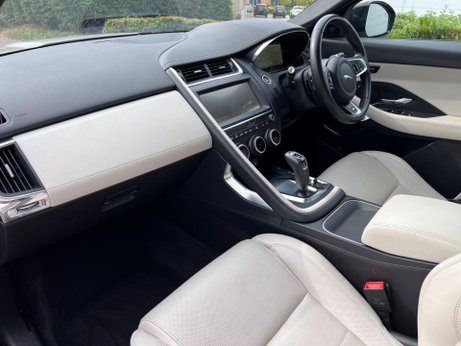 Jaguar E-Pace 2.0 D180 R-Dynamic HSE Auto AWD Euro 6 (s/s) 5dr 32