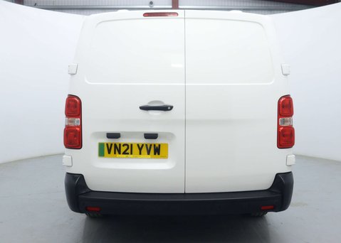 Vauxhall Vivaro 3100 75kWh Dynamic Panel Van 5dr Electric Auto L2 H1 (136 ps) 11