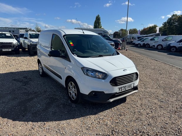 Ford Transit Courier Petrol SWB L1H1 Low Roof Trend EURO 6 4