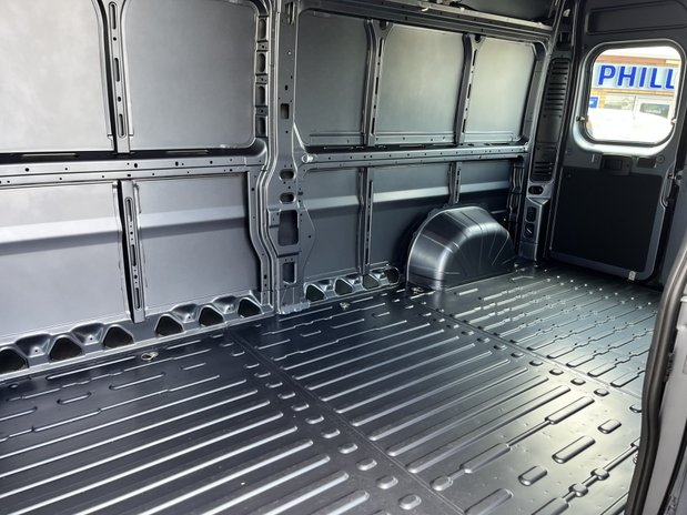 Fiat Ducato Ducato 35 L3 2.2 Multijet 140 H2 Van S&S Auto 26