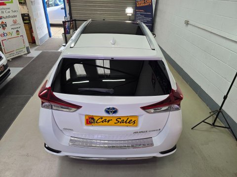 Toyota Auris 1.8 VVT-h Excel Touring Sports CVT Euro 6 (s/s) 5dr 9