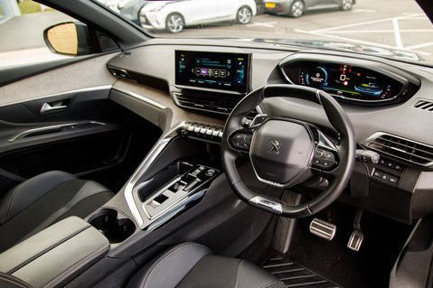 Peugeot 3008 S/S GT 4