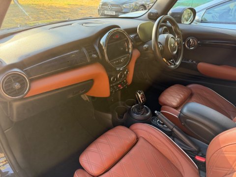Mini Convertible COOPER S EXCLUSIVE 24