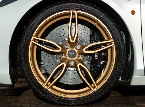 Ferrari 458 Speciale Aperta 12