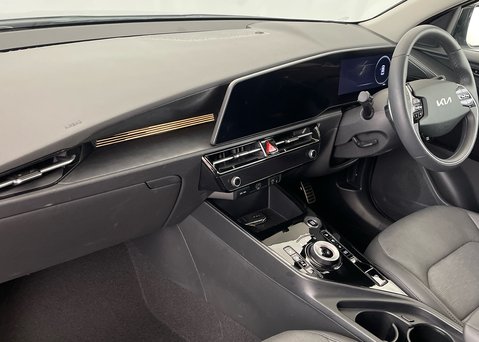 Kia Niro 1.6 GDi '4' HEV 8