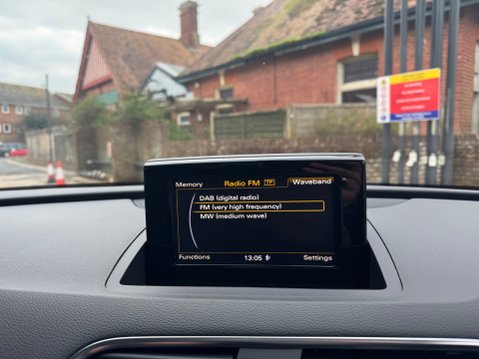 Audi Q3 TDI QUATTRO BLACK EDITION 21