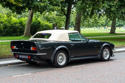 Aston Martin V8 Vantage X-Pack Volante 8