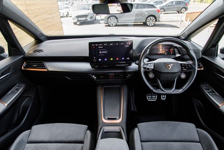 Cupra Born V3