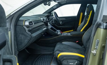 Lamborghini Urus Performante 15