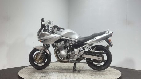 Suzuki Bandit 600 GSF S 2003 39K IDEAL COMMUTER BIKE 600CC A2 RESTRICTABLE 4