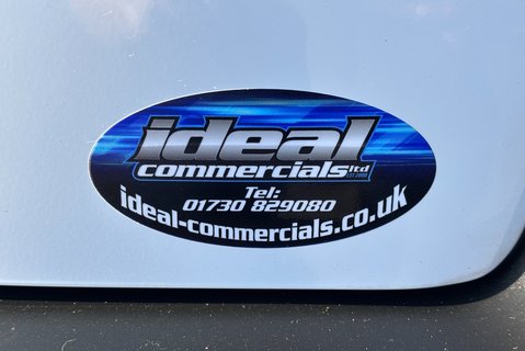 Ford Transit Connect 220 Leader DCIV Selectshift Auto - Sat Nav / 5 Seats / Rear Camera 15