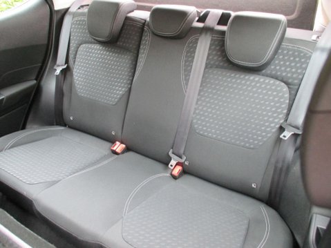 Ford Fiesta 1.1 Ti-VCT Zetec Euro 6 (s/s) 5dr 26