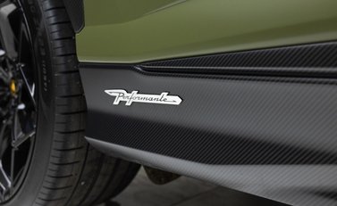 Lamborghini Urus PERFORMANTE 53