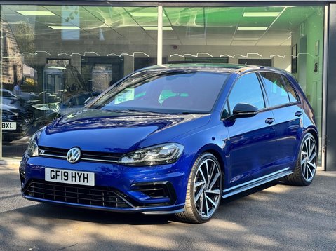 Volkswagen Golf R TSI 4MOTION DSG 4
