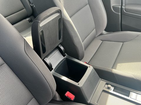 Volkswagen Golf MATCH TDI BLUEMOTION TECHNOLOGY 29