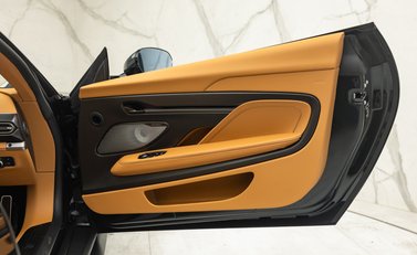 Aston Martin Vanquish Volante 28