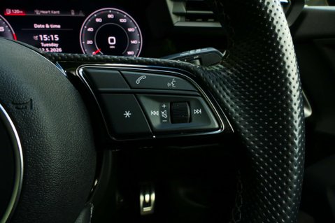 Audi A3 1.5 A3 Sportback 35 TFSI MHEV S Line Edition 1 Semi-Auto 5dr 40