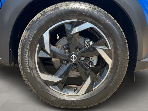 Nissan Juke 1.0 DiG-T 114 N-Connecta 5dr 12