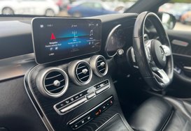 Mercedes-Benz GLC GLC 300 D 4MATIC AMG LINE PREMIUM 32