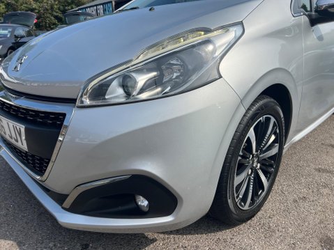 Peugeot 208 1.2 PureTech Allure Premium Euro 6 5dr 10