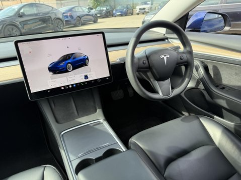Tesla Model 3 (Dual Motor) Long Range Saloon 4dr Electric Auto 4WDE (346 ps) 3