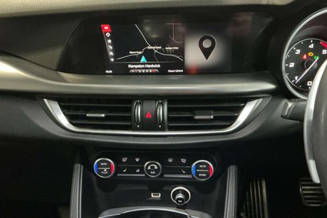 Alfa Romeo Stelvio 2.1 Stelvio Speciale TD AWD Auto 4WD 5dr 8